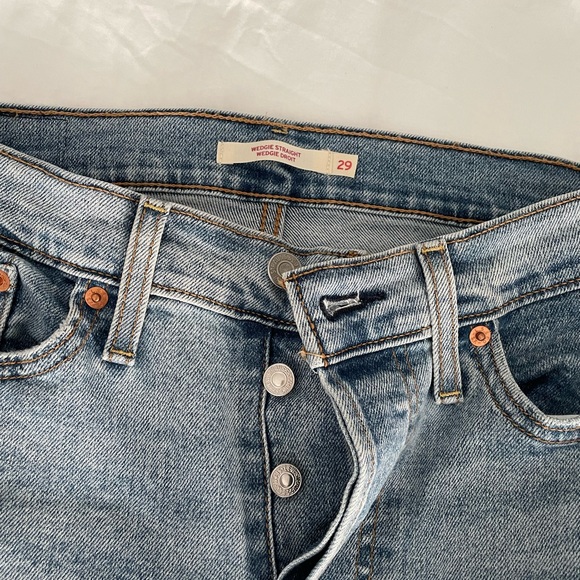 Levis wedgie straight leg jeans - Picture 2 of 4